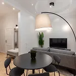Elegant 2Bd Apartment Next To Old Town Riga