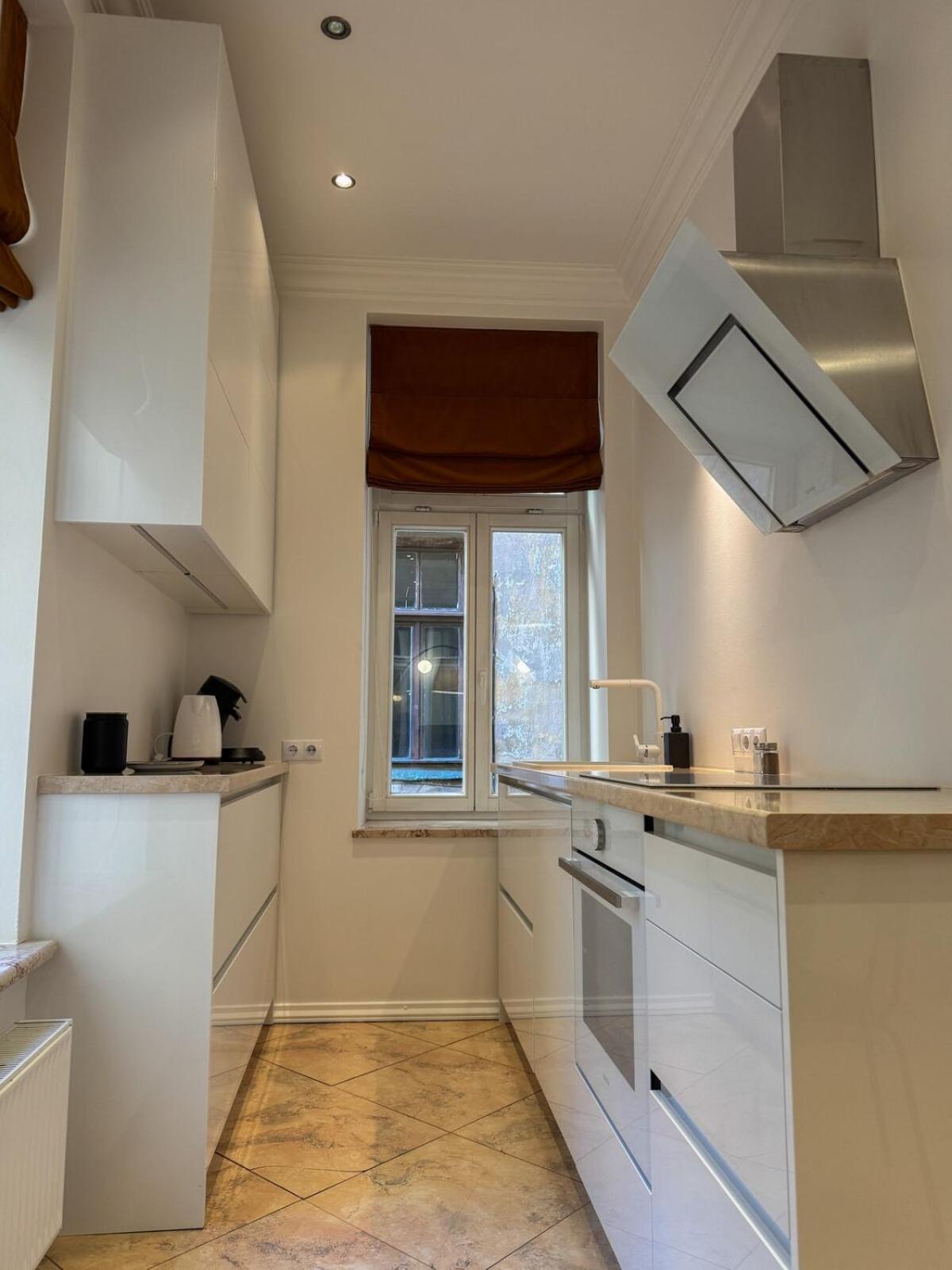 Elegant 2bd Next To Old Town Appartement Riga