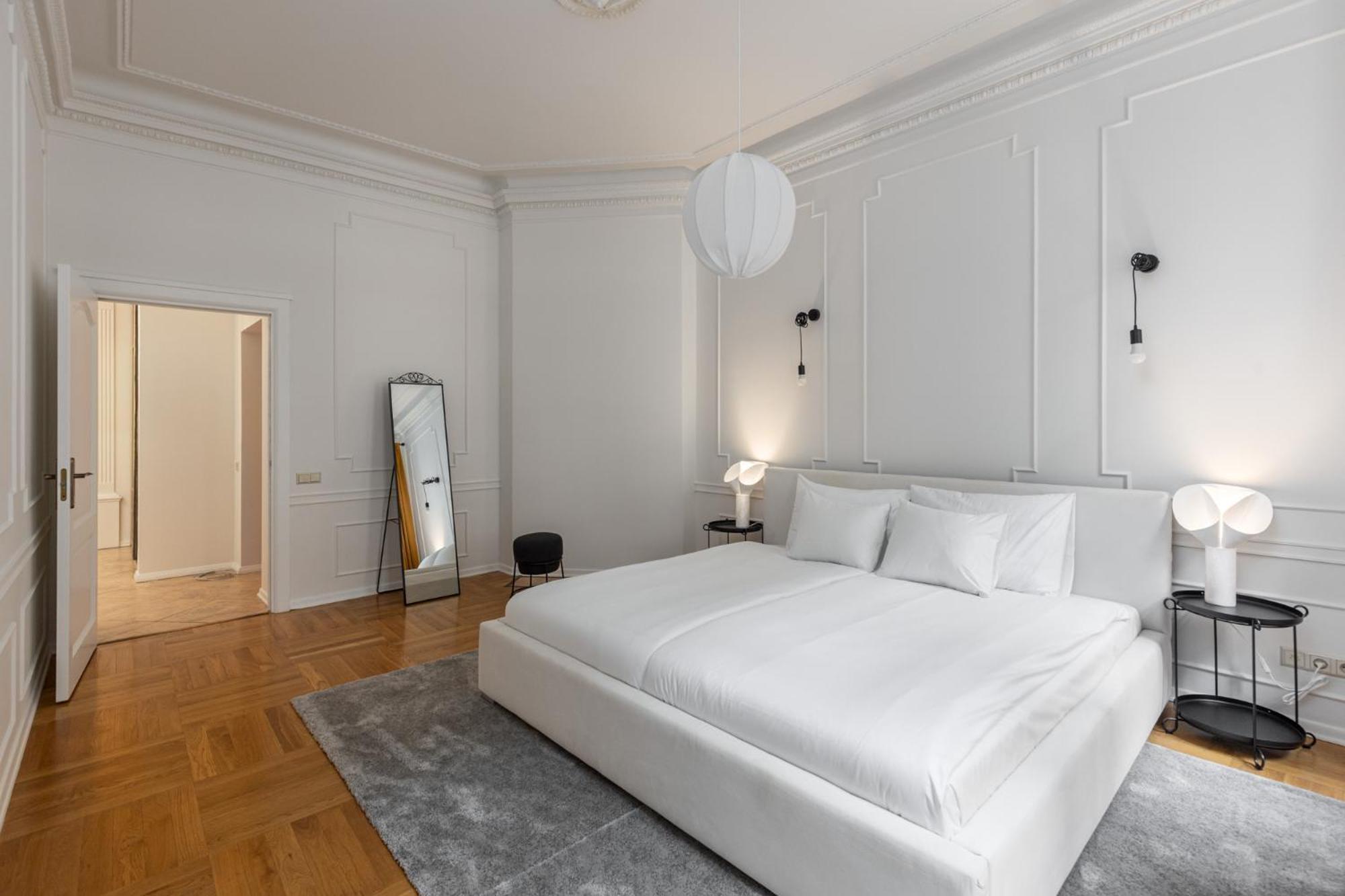 Appartement Elegant 2bd Next To Old Town Riga