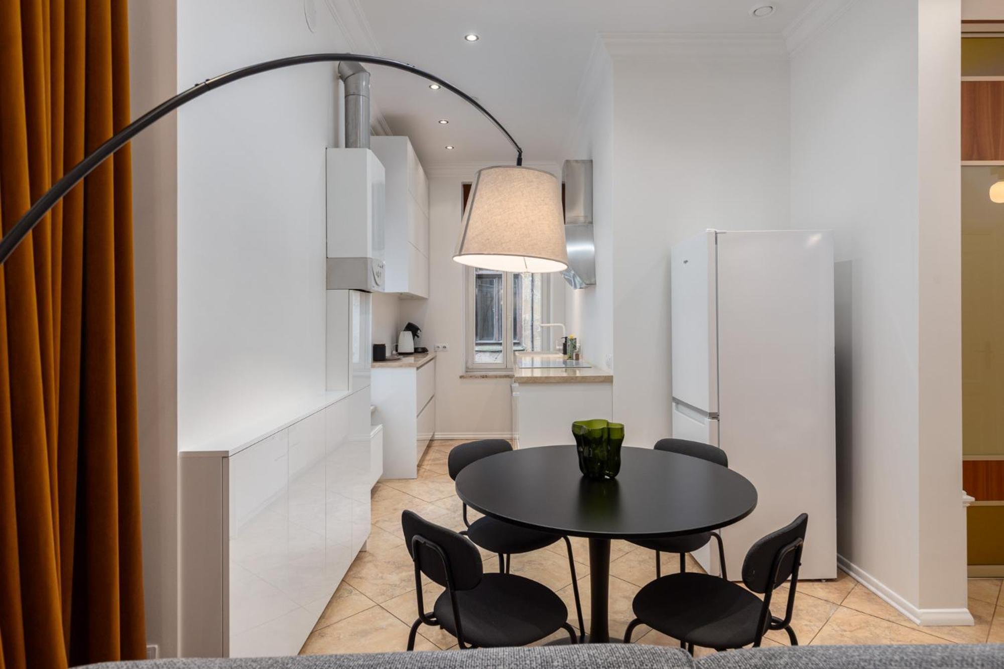Elegant 2bd Next To Old Town Appartement Riga