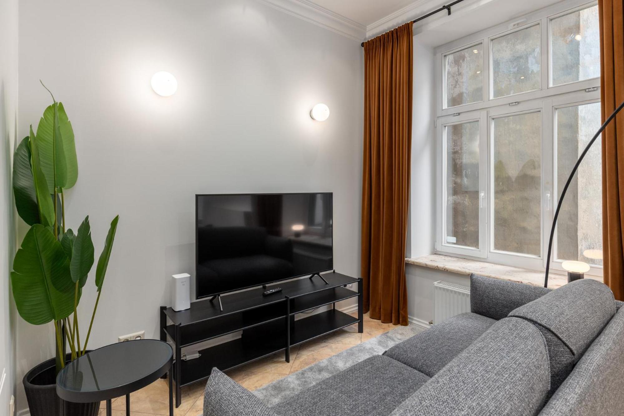 Elegant 2bd Next To Old Town Appartement *